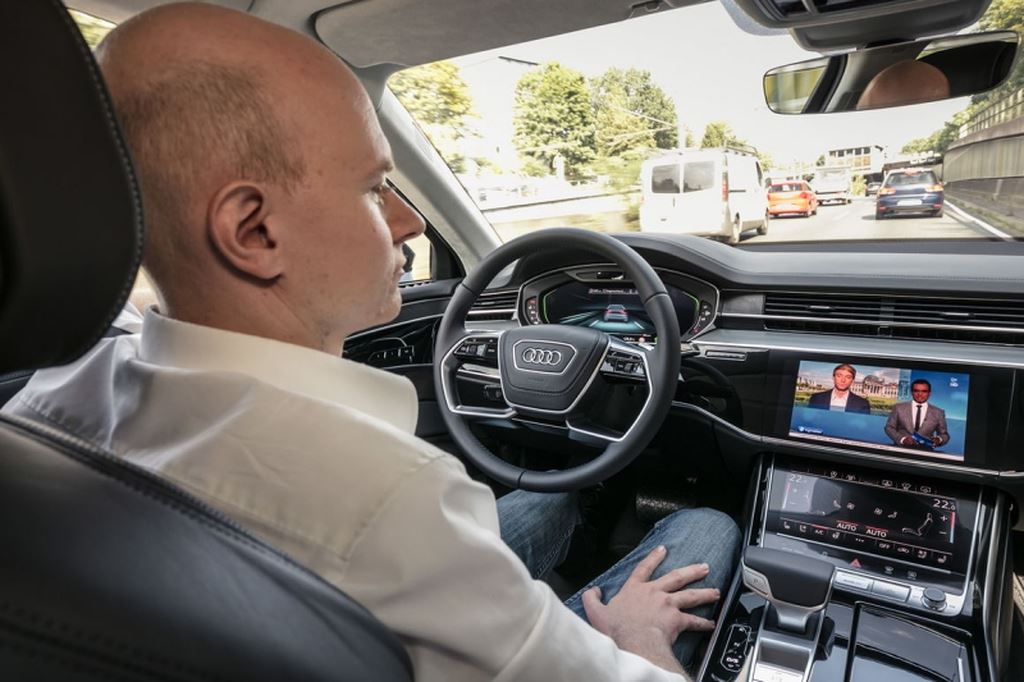 Công nghệ tự lái thông minh trên Audi A8 thế hệ mới