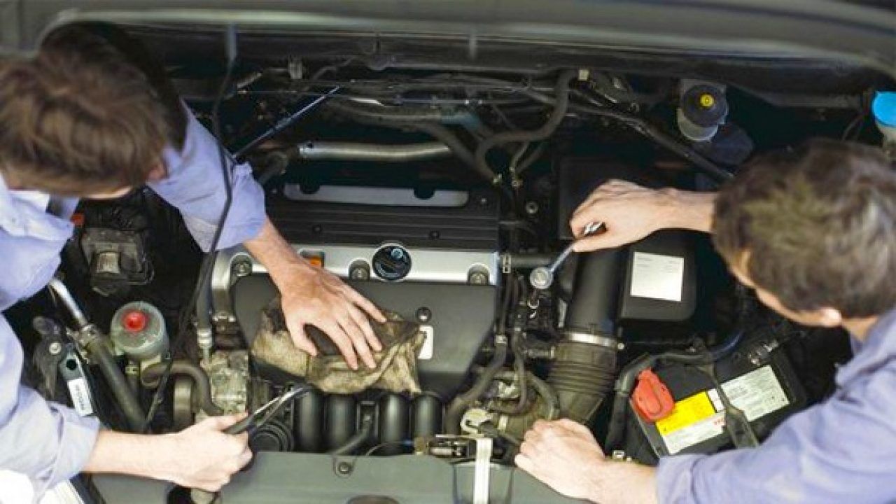 Những kỹ năng cơ bản mà một kỹ thuật viên sửa chữa ô tô cần phải biết
