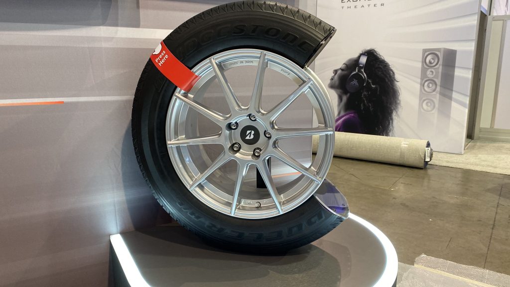 Công nghệ lốp xe kết nối Internet của Bridgestone dần được hé lộ rõ tại triển lãm CES 2020