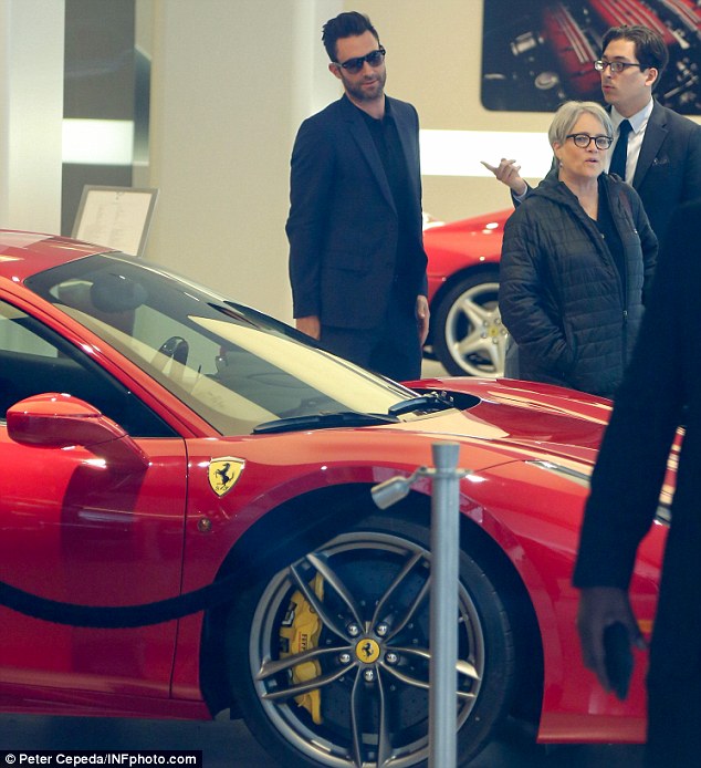 Quan hệ là điều quyết định đối với mỗi Saler hãng Ferrari