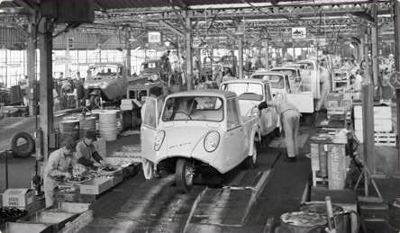 Nhà máy Toyo Kogyo - Tiền thân công ty mẹ Mazda