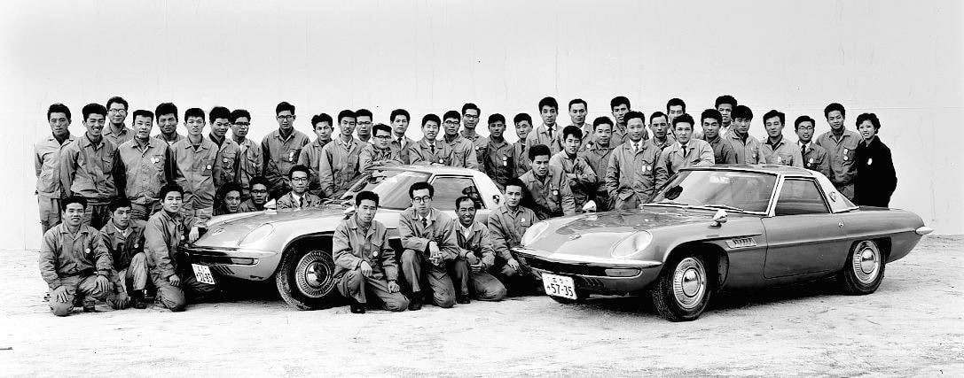 Đội ngũ kỹ sư 47 Ronin, Phát triển động cơ Mazda 