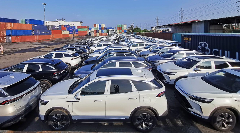 Việt Nam đạt tỷ lệ 9% dân sở hữu ô tô năm 2025, tương đương với Ấn Độ và Phillipines. Ảnh: Thanhnien