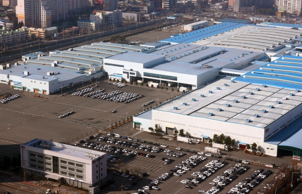 Nhà máy ô tô Kia - Autoland Gwangju, Hàn Quốc.