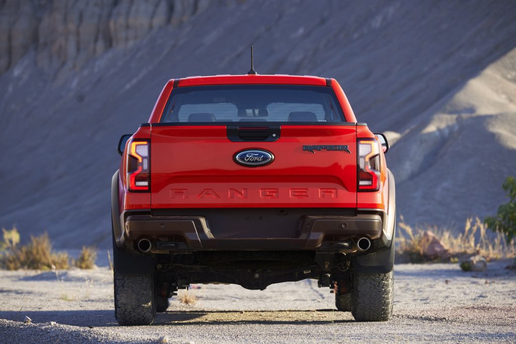 "Tiếng gầm" của Ford Ranger Raptor 2022 đã được cải thiện.