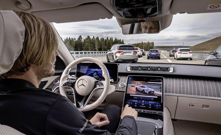 Mercedes đang thử nghiệm công nghệ tự lái cấp độ 3.